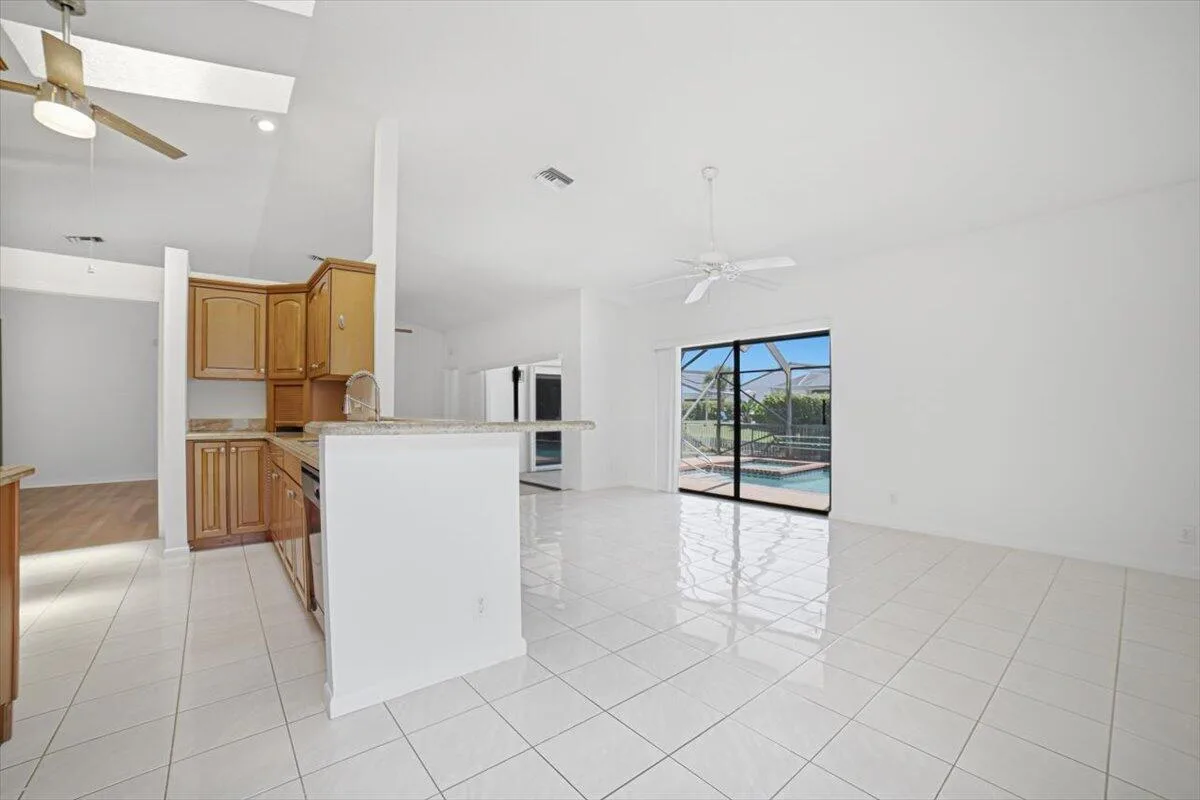 7000 NW 4th Avenue, Boca Raton, FL 33487 photo 12