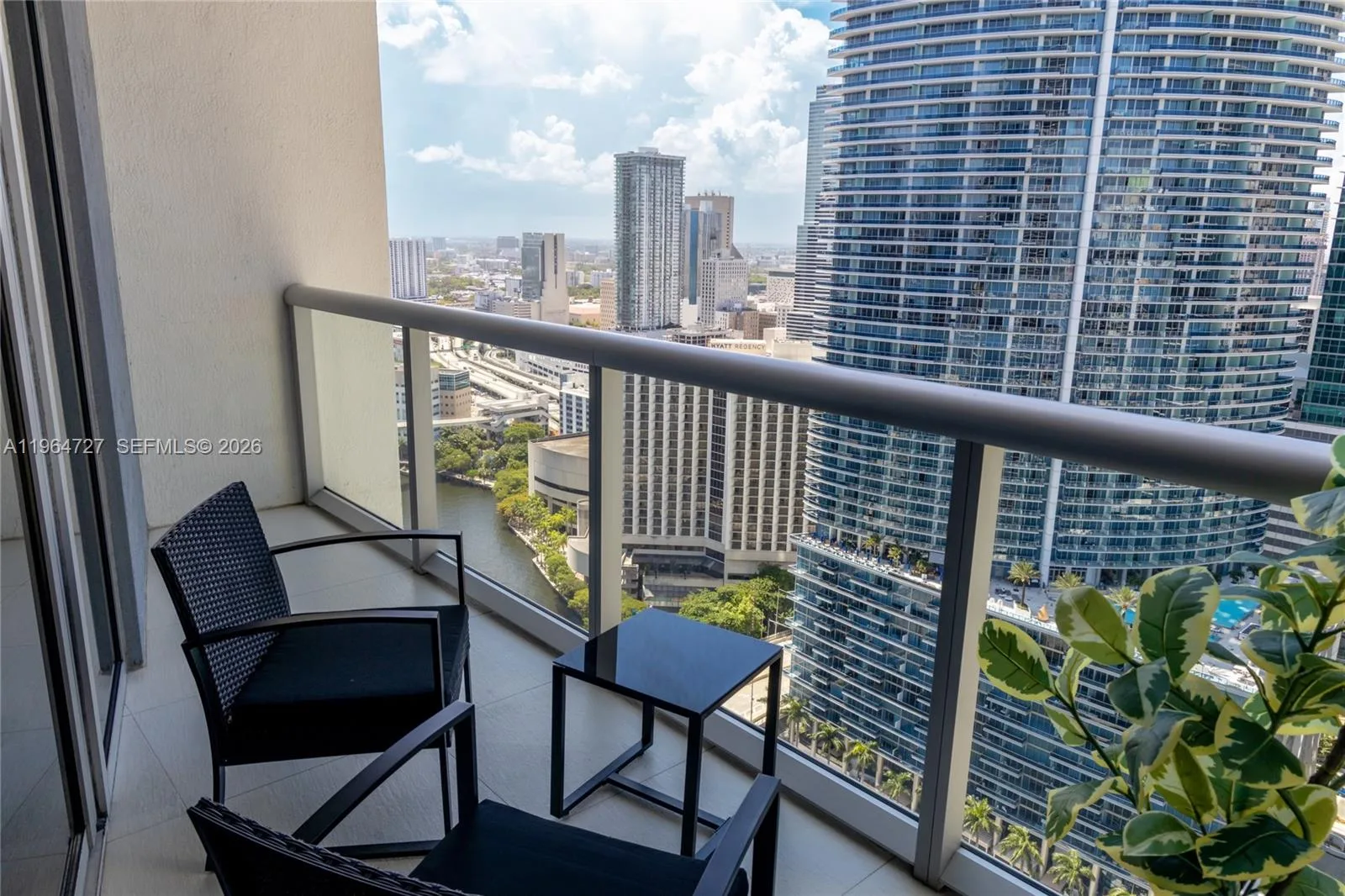 475 Brickell Ave # 3510, Miami, FL 33131 photo 10