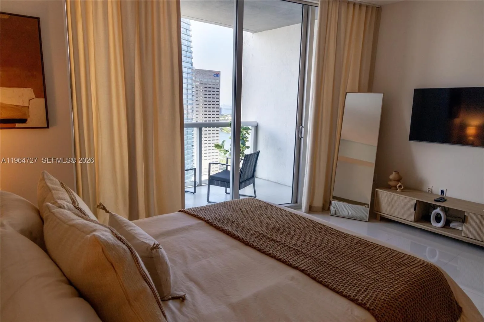 475 Brickell Ave # 3510, Miami, FL 33131 photo 3