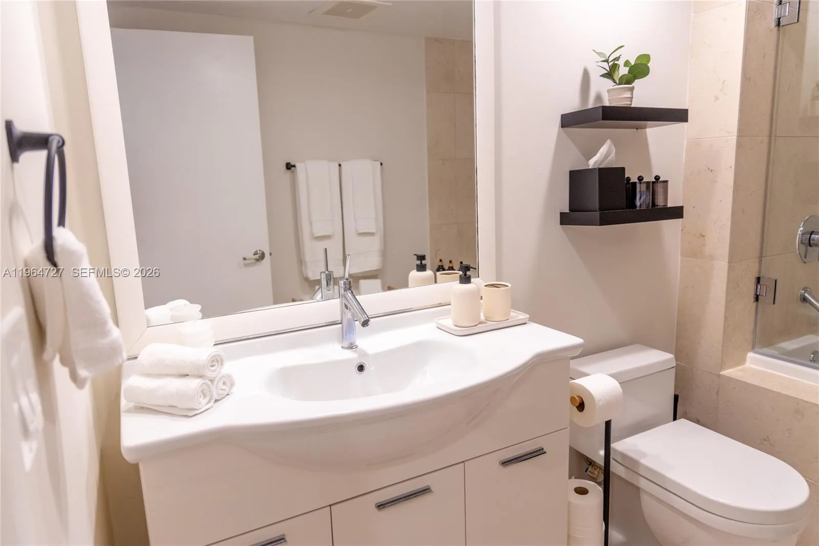 475 Brickell Ave # 3510, Miami, FL 33131 photo 8