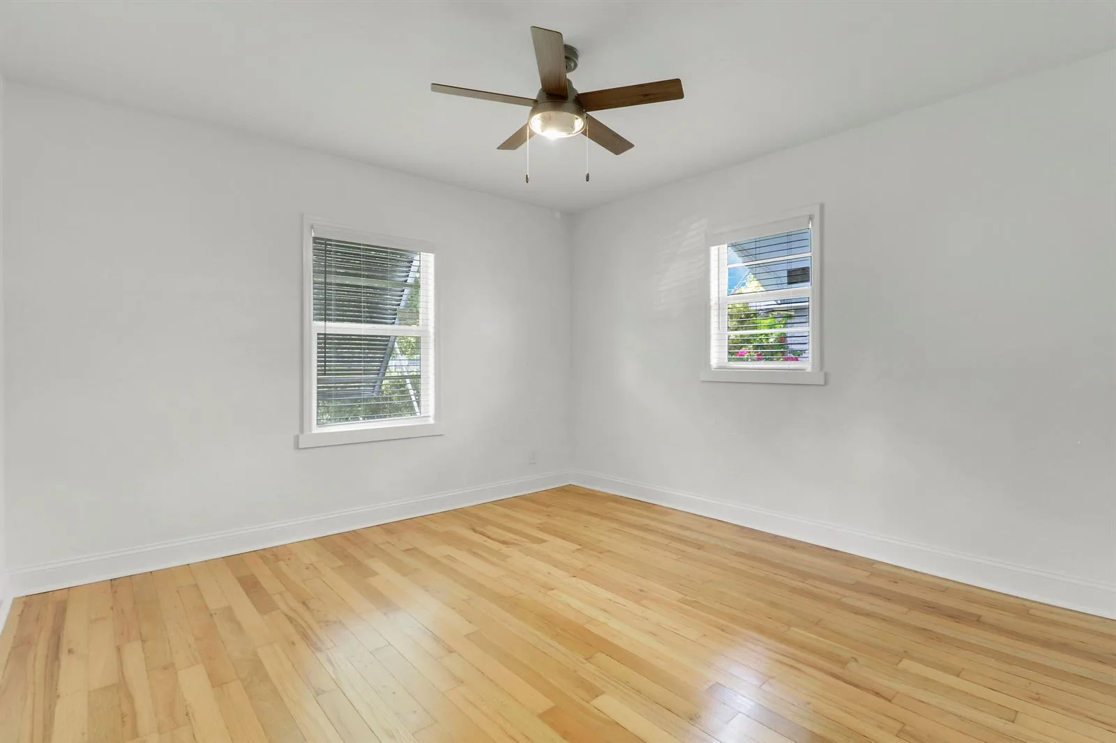 917 N OCEAN BREEZE, FL 33460 photo 8