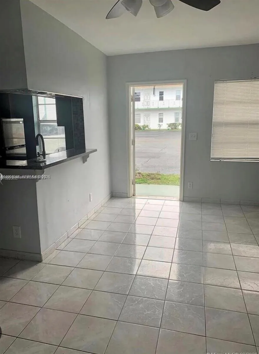 2219 Polk St # 6A, Hollywood, FL 33020 photo 2