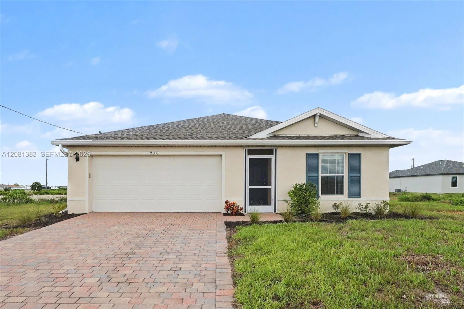 9012 W Justice Cir, La Belle, FL 33935 photo 2