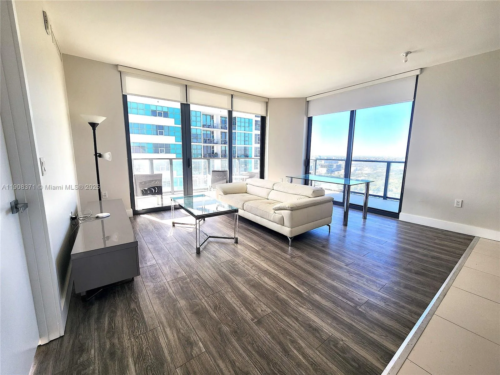 121 NE 34th St # 2901, Miami, FL 33137