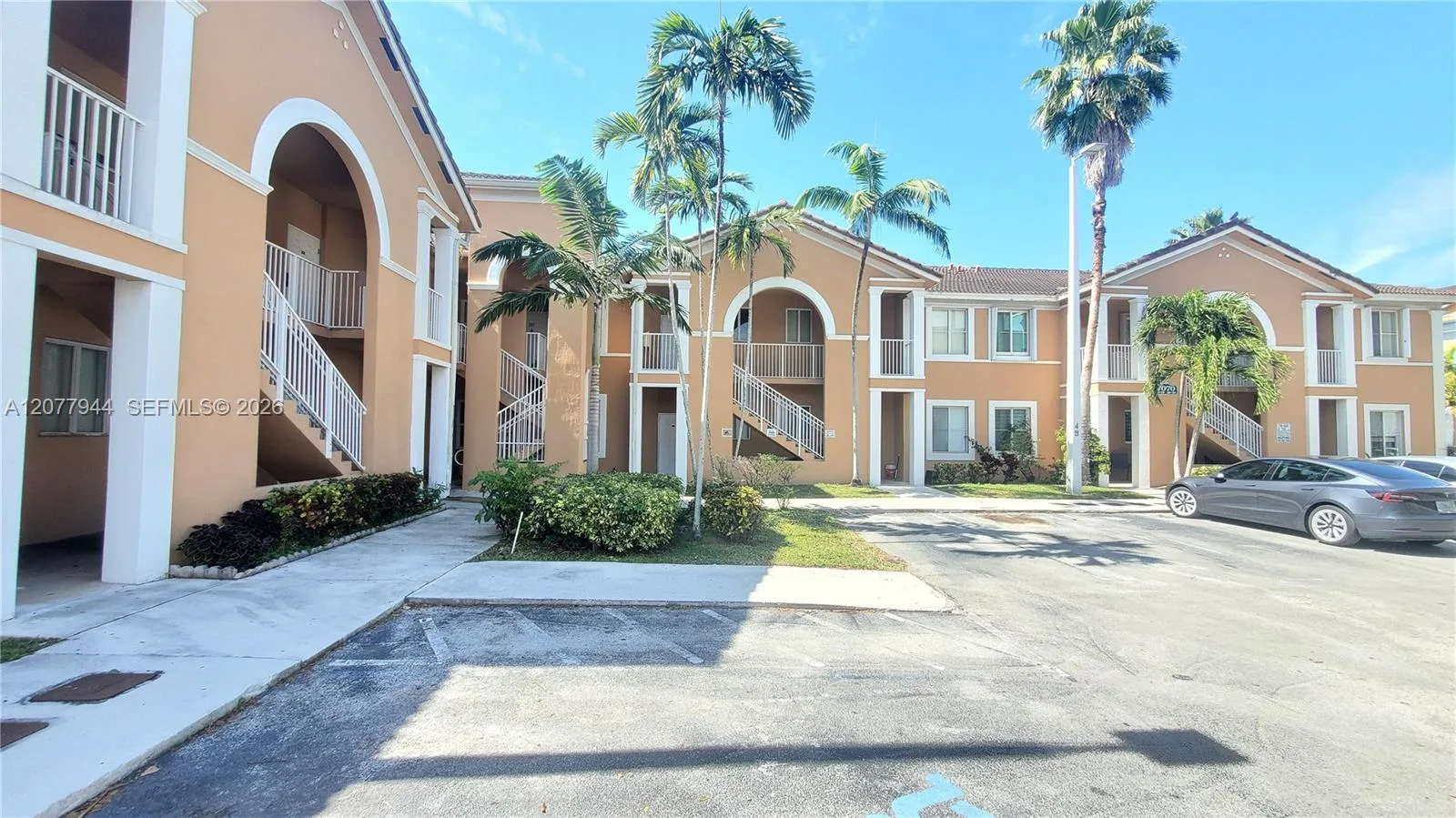 7070 NW 177th St # 205-10, Hialeah, FL 33015