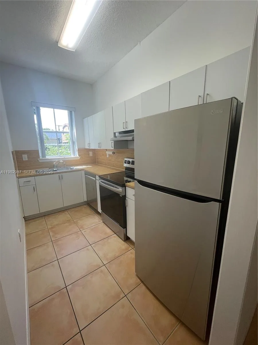3421 SW 25th St # 01, Miami, FL 33133 photo 13