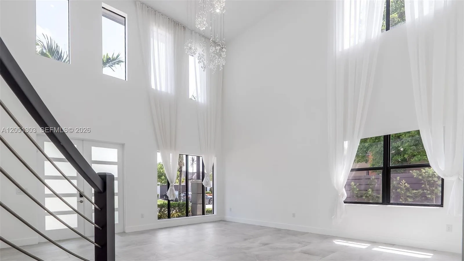 8900 NW 161st Ter, Miami Lakes, FL 33018 photo 11