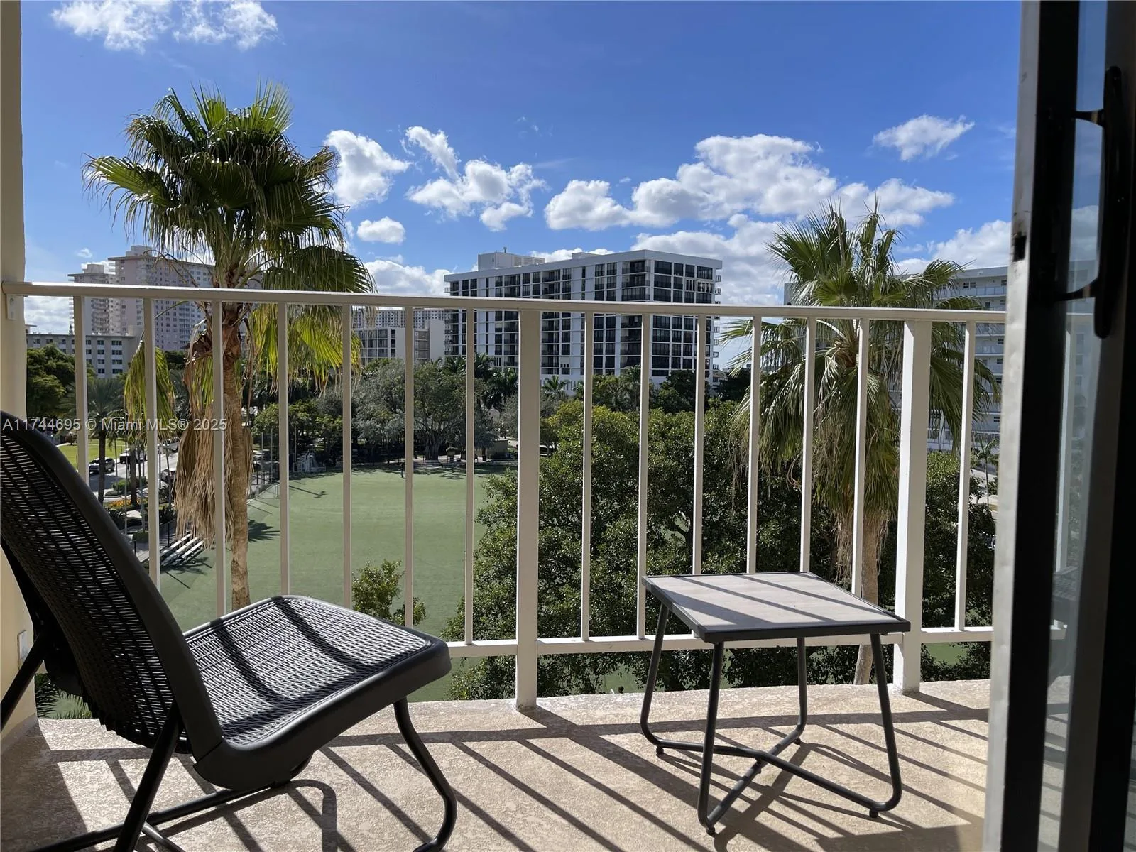 200 178th Dr # 609, Sunny Isles Beach, FL 33160 photo 7