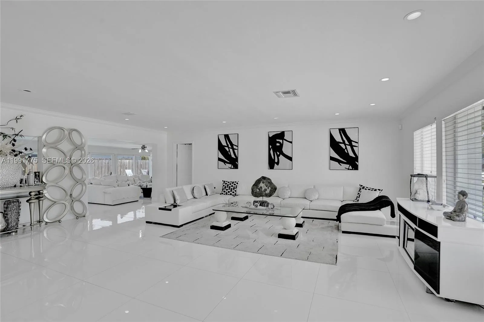 4100 Bayview Dr, Fort Lauderdale, FL 33308 photo 4