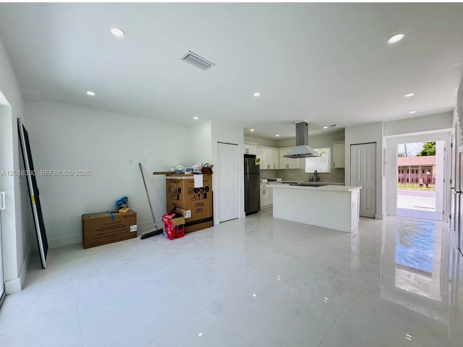 8005 NW 14th ct # 8005, Miami, FL 33147 photo 5