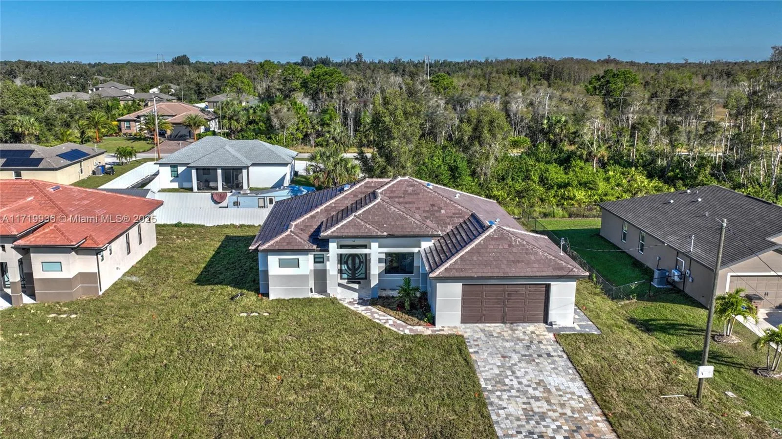 259 SE Lisette st, Fort Myers, FL 33913 photo 3