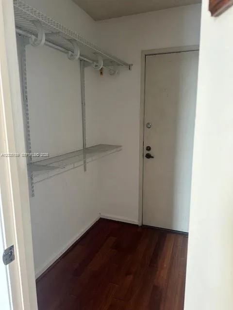 870 NW 87th Ave # 302, Miami, FL 33172 photo 7