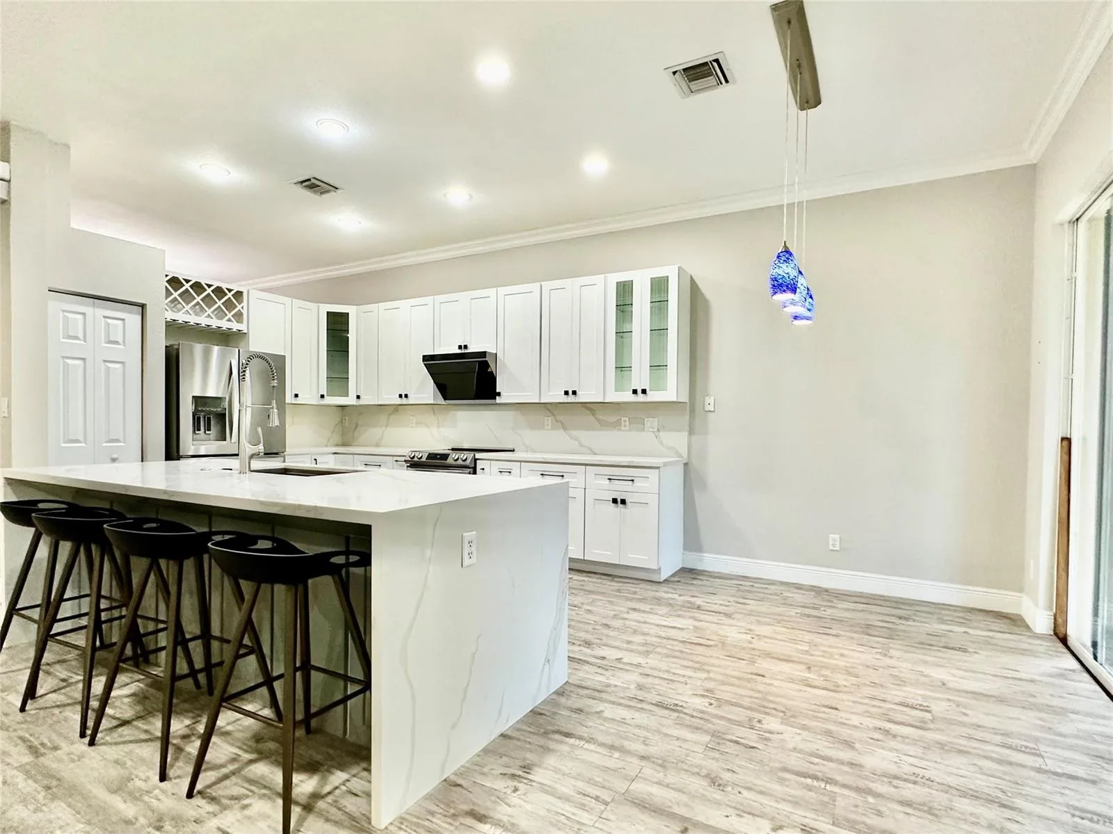 4109 W WHITEWATER Avenue, Weston, FL 33332 photo 6