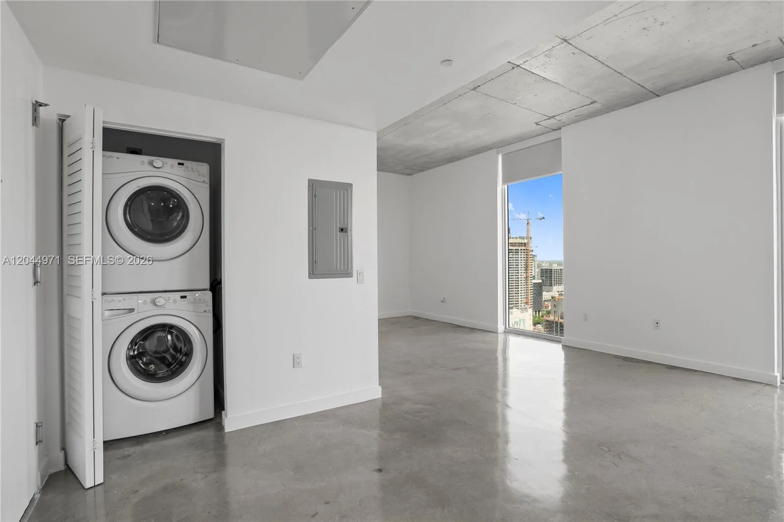 151 SE 1st St # PH04, Miami, FL 33131 photo 10