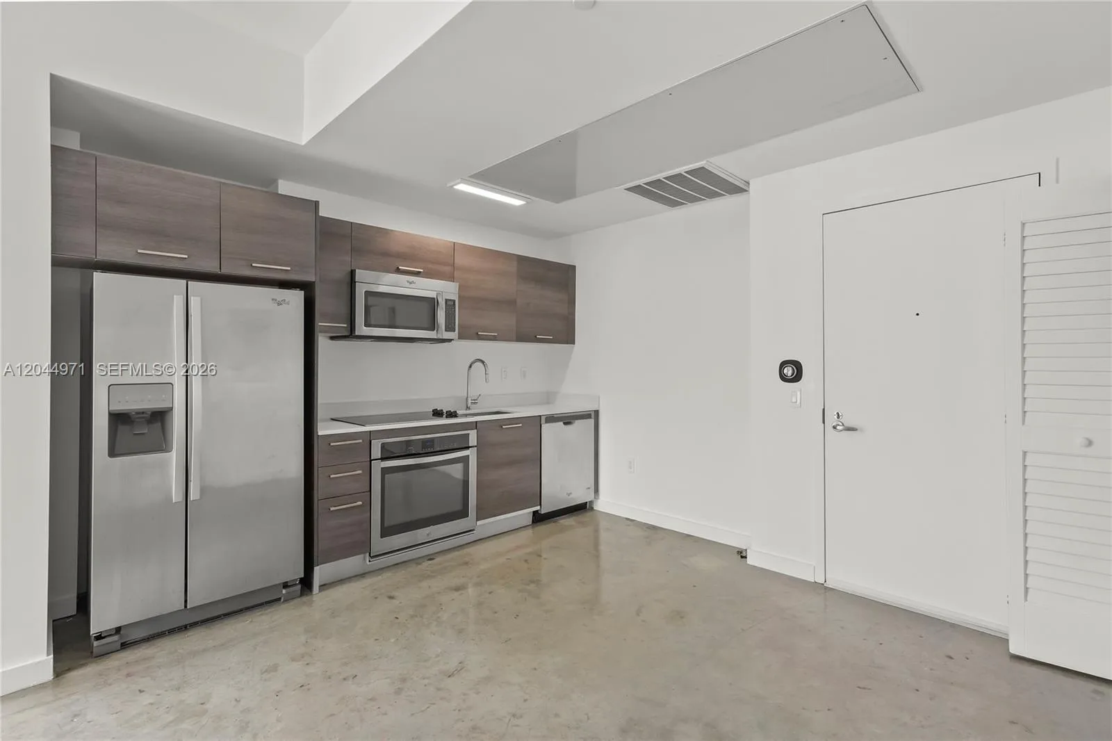 151 SE 1st St # PH04, Miami, FL 33131 photo 7