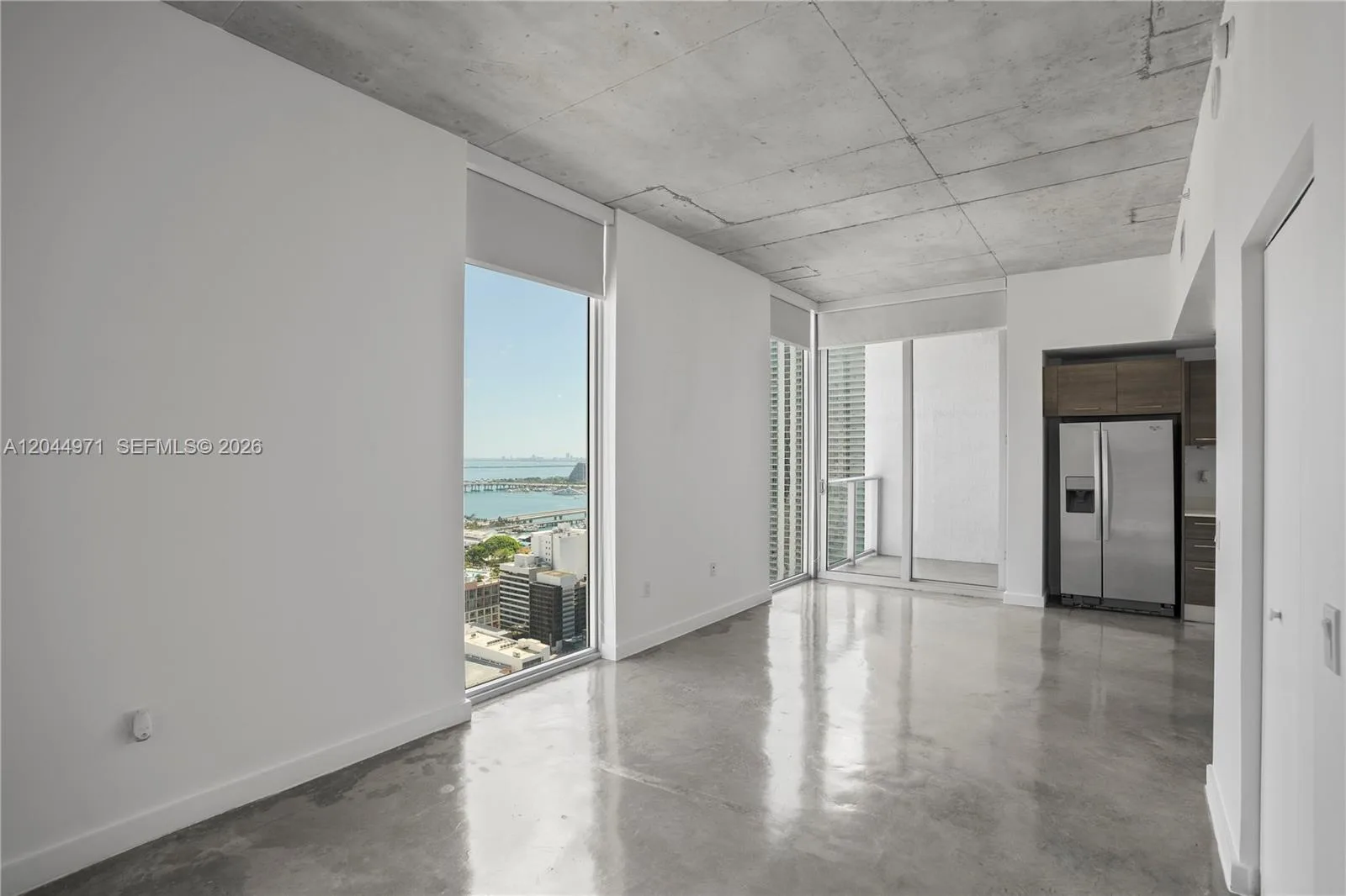 151 SE 1st St # PH04, Miami, FL 33131 photo 9