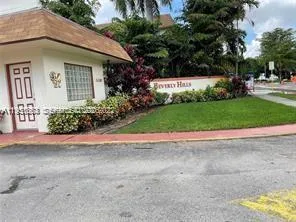 5300 Washington St # S111, Hollywood, FL 33021