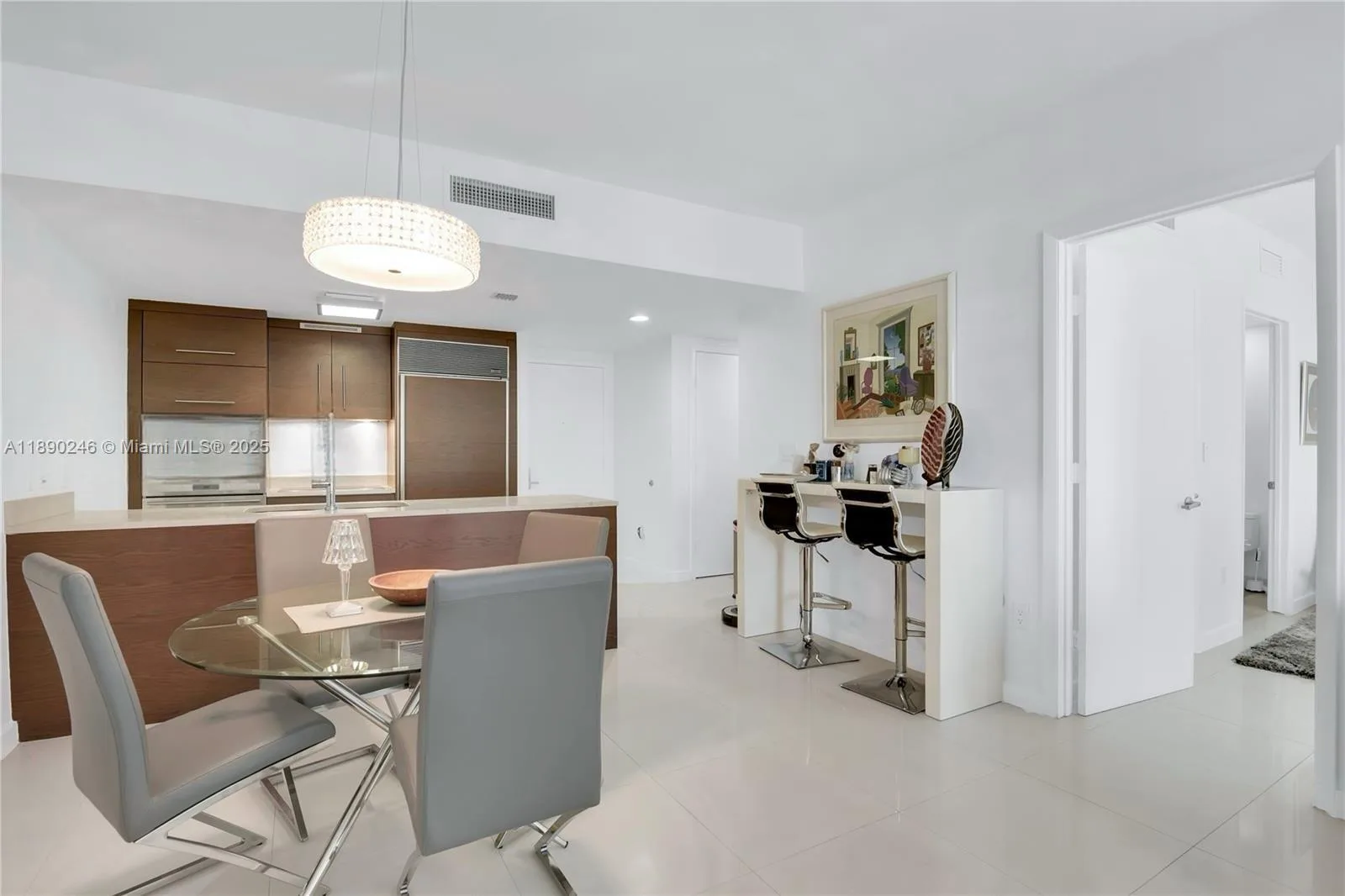 475 Brickell Ave # 4711, Miami, FL 33131 photo 8