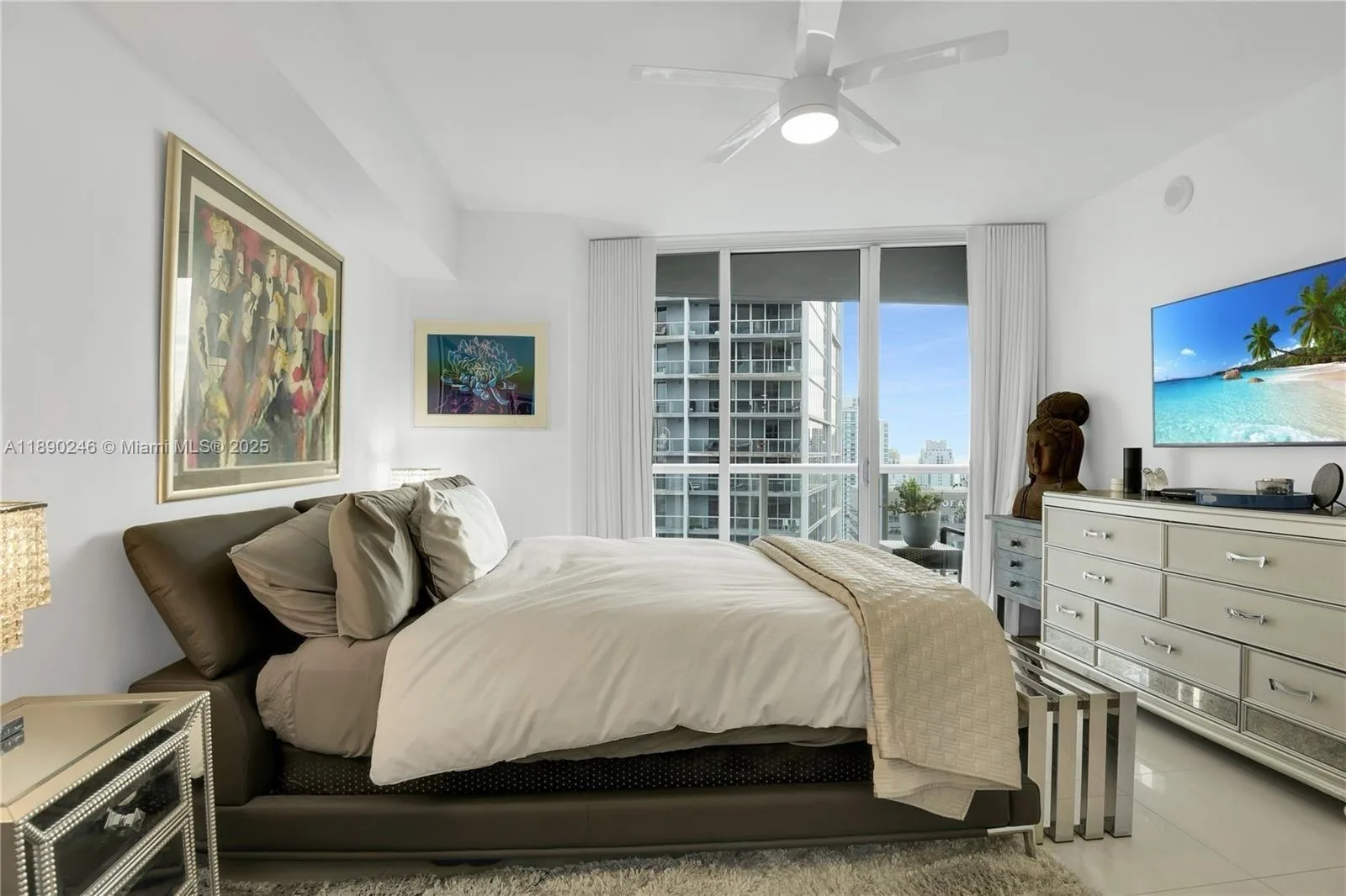 475 Brickell Ave # 4711, Miami, FL 33131 photo 9