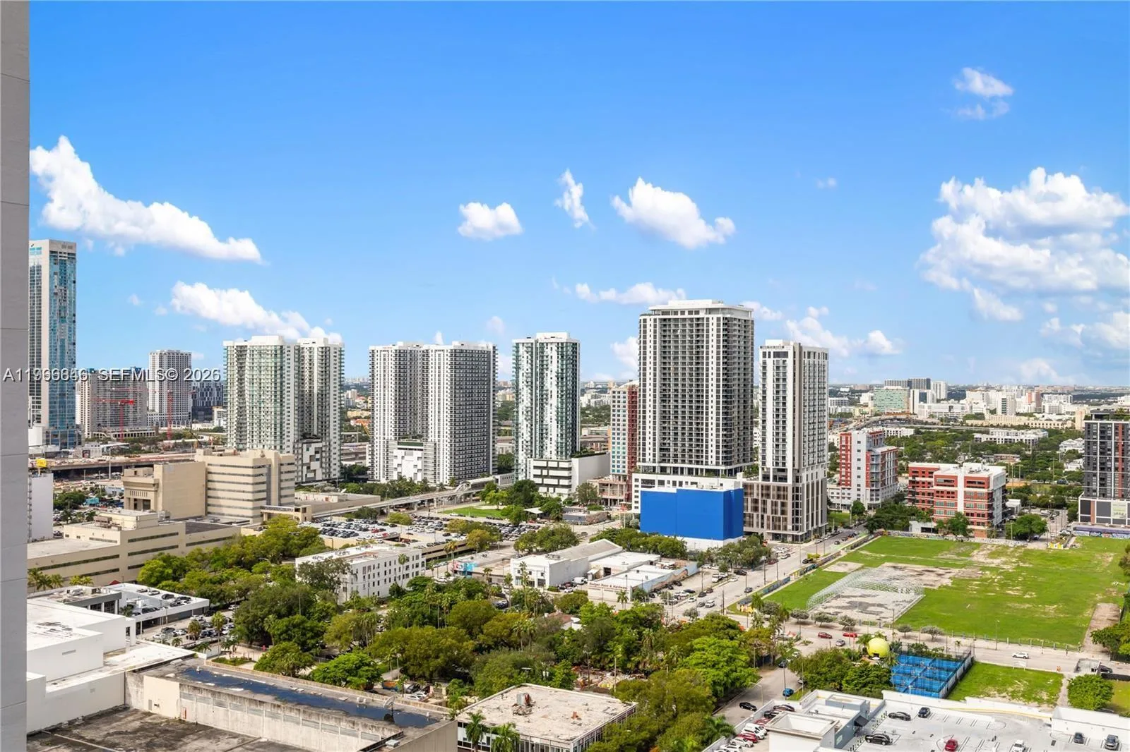 488 NE 18th St # 2802, Miami, FL 33132 photo 2
