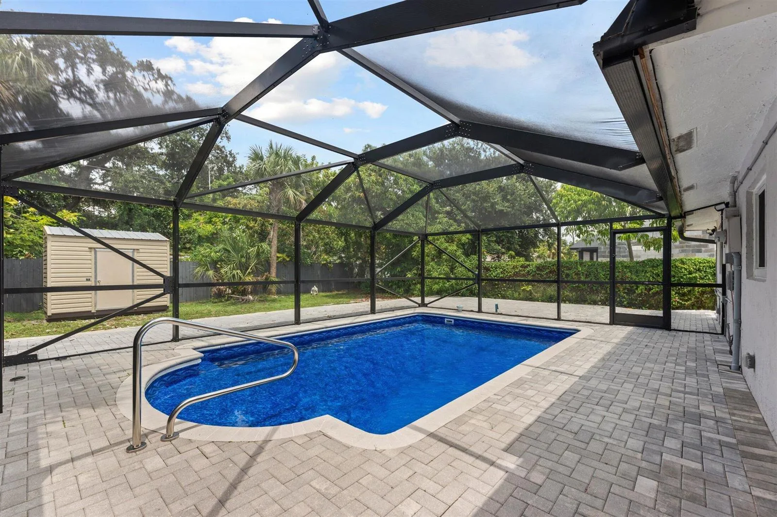 1633 SW 30th Avenue, Fort Lauderdale, FL 33312 photo 3