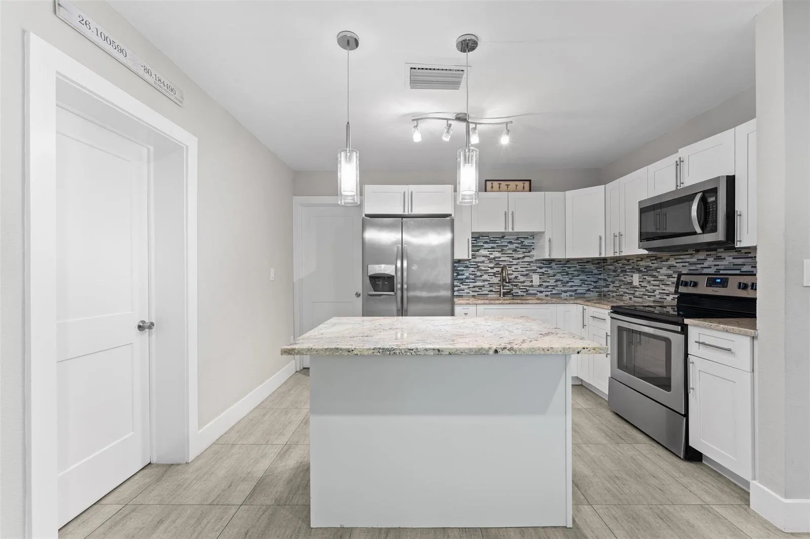 1633 SW 30th Avenue, Fort Lauderdale, FL 33312 photo 8