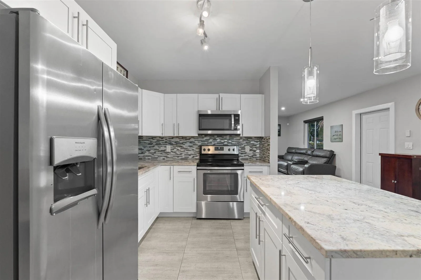 1633 SW 30th Avenue, Fort Lauderdale, FL 33312 photo 9