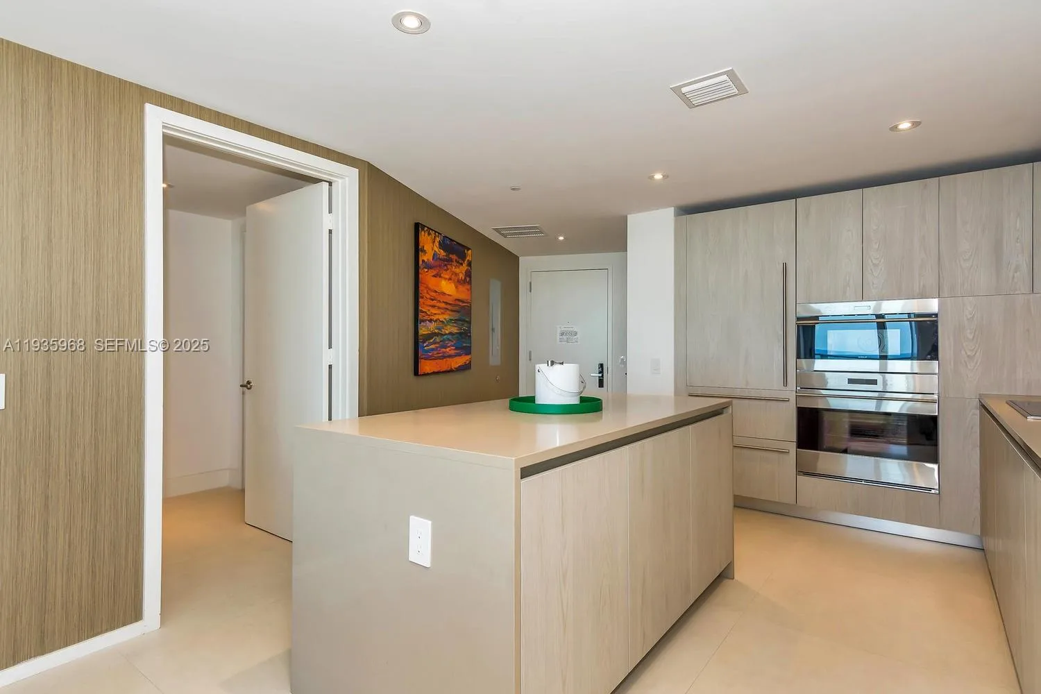 4111 S Ocean Dr # 1912, Hollywood, FL 33019