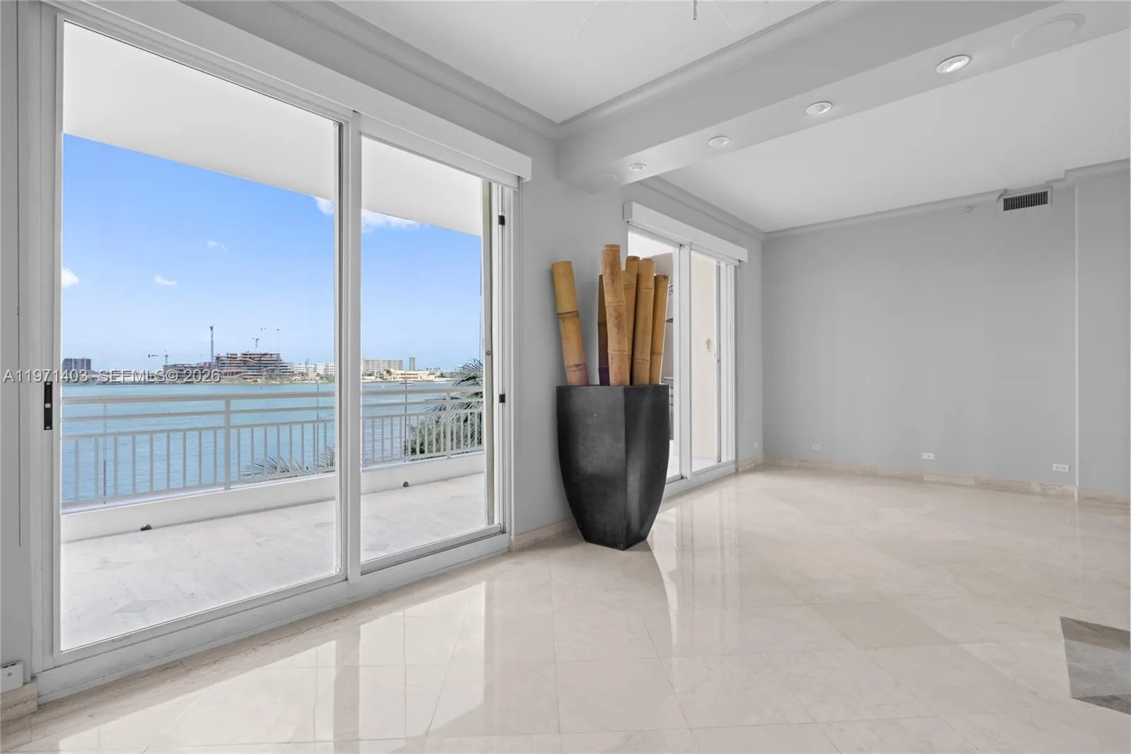 888 Brickell Key Dr # 408, Miami, FL 33131 photo 6