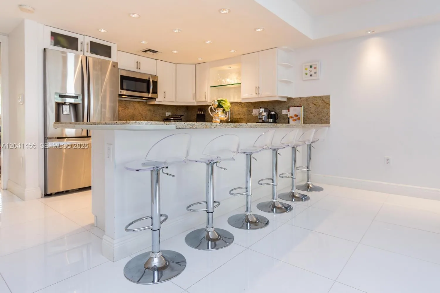 425 Grapetree Dr # 206, Key Biscayne, FL 33149 photo 7