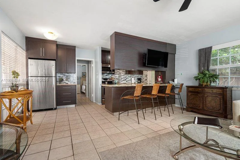 2033 NE 33rd Ave # 3, Fort Lauderdale, FL 33305 photo 4
