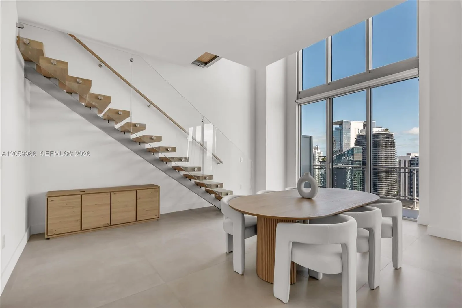 92 SW 3rd St # 5204, Miami, FL 33130