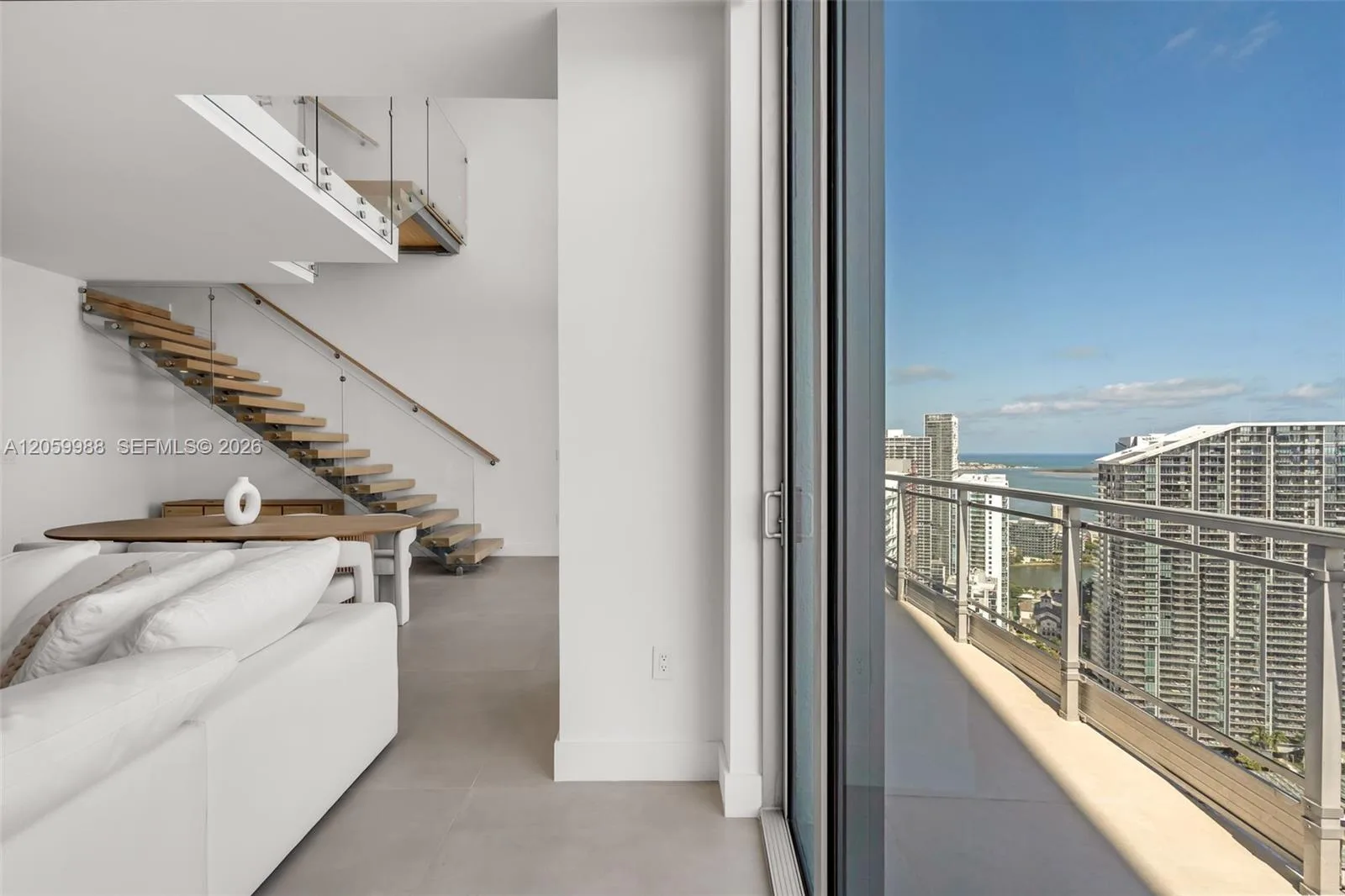 92 SW 3rd St # 5204, Miami, FL 33130 photo 7