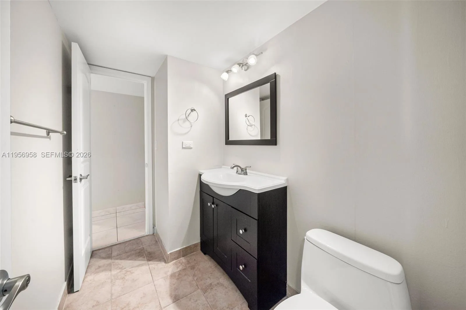 5555 Collins Ave # 6E, Miami Beach, FL 33140 photo 13