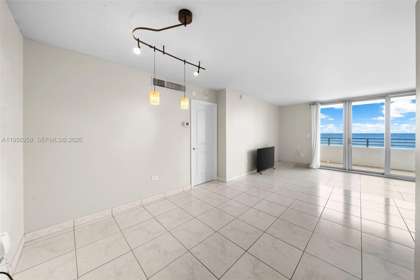 5555 Collins Ave # 6E, Miami Beach, FL 33140 photo 2