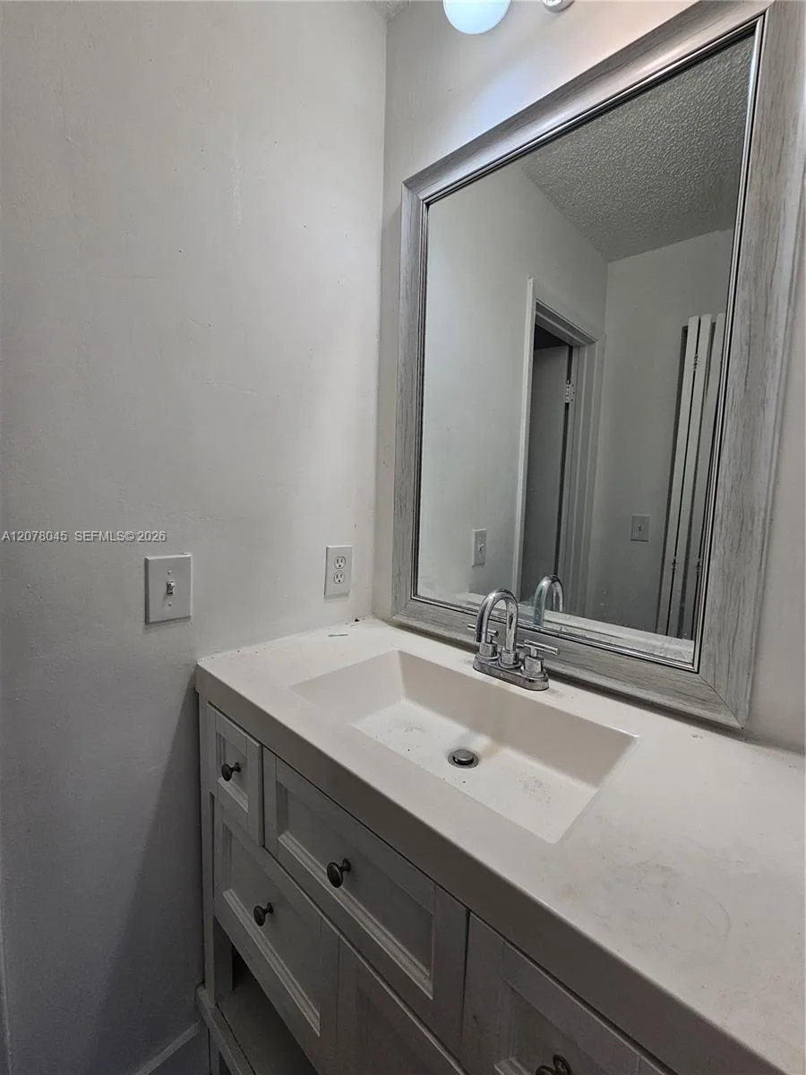6580 W 27th Ct # 58-24, Hialeah, FL 33016 photo 2