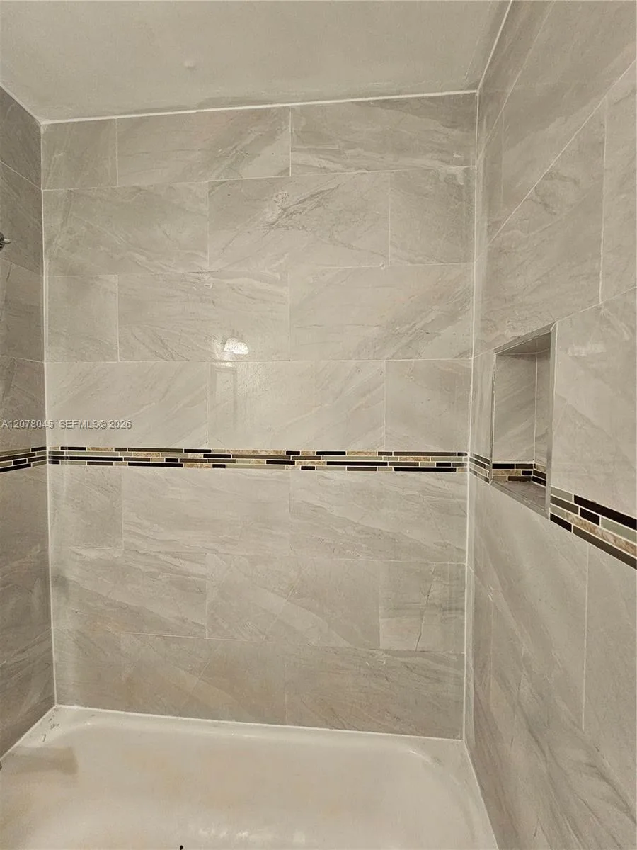 6580 W 27th Ct # 58-24, Hialeah, FL 33016 photo 4