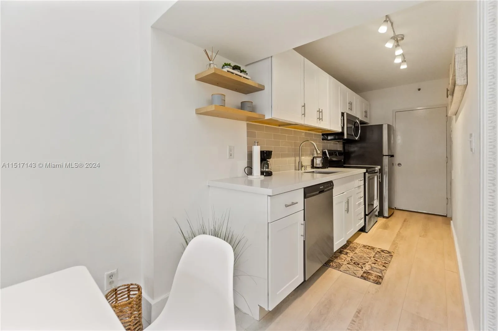 100 Lincoln Rd # 312, Miami Beach, FL 33139 photo 7