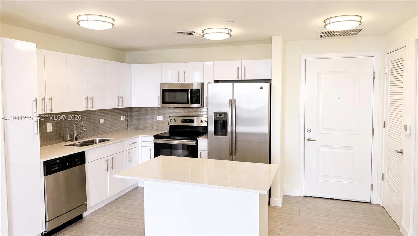 1776 Polk St # 617, Hollywood, FL 33020 photo 4
