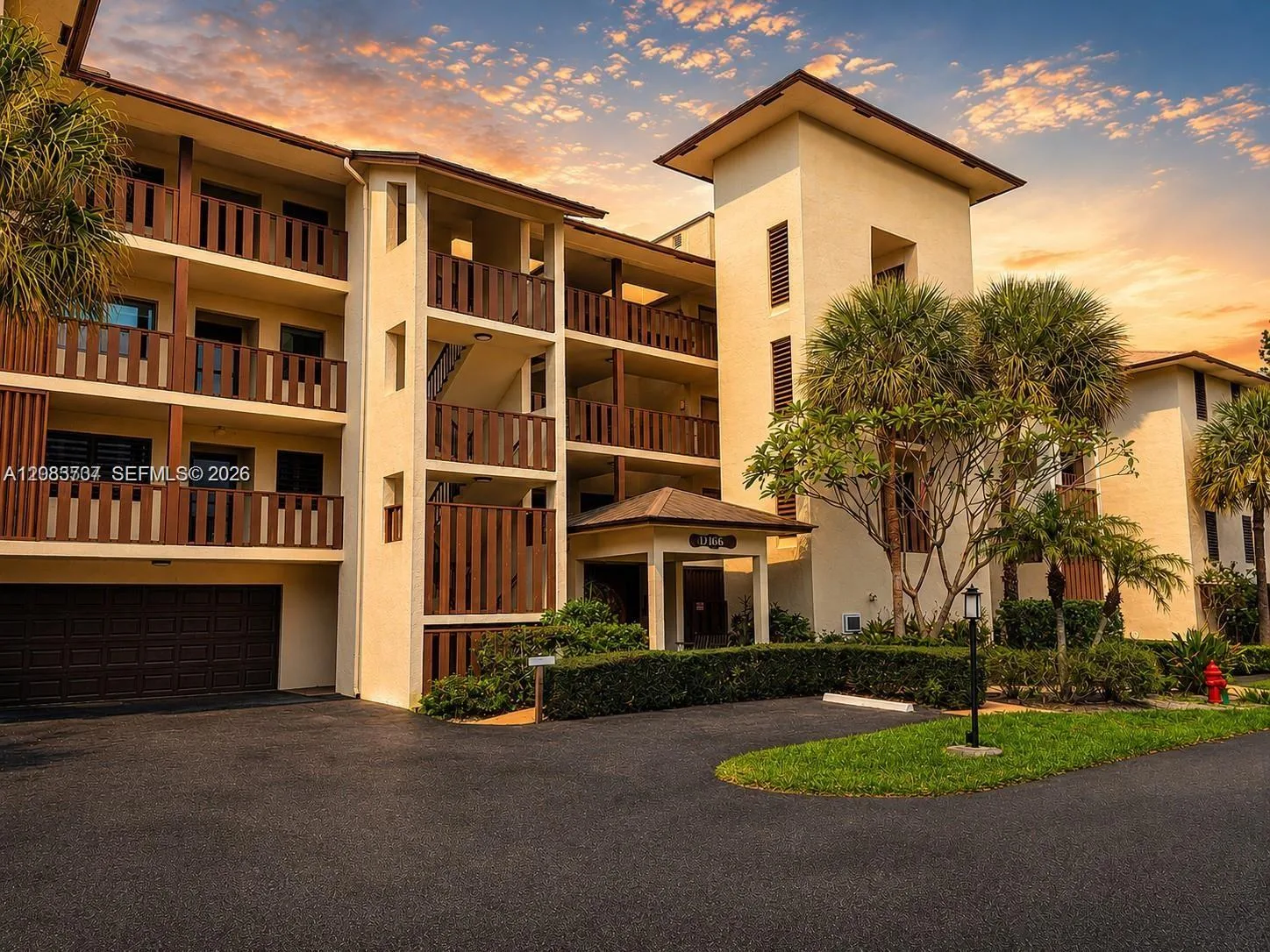 166 SE St Lucie Blvd # Un # D-203, Stuart, FL 34996