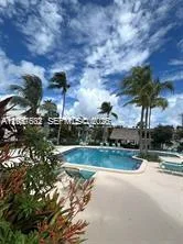 8261 SW 128th St # 202, Pinecrest, FL 33156