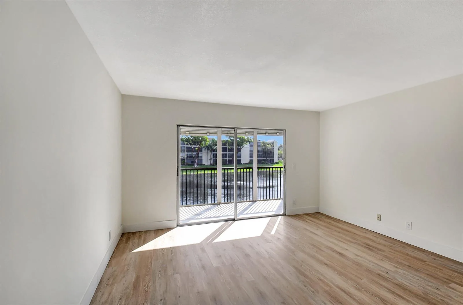 14360 STRATHMORE Lane # 204, Delray Beach, FL 33446 photo 10