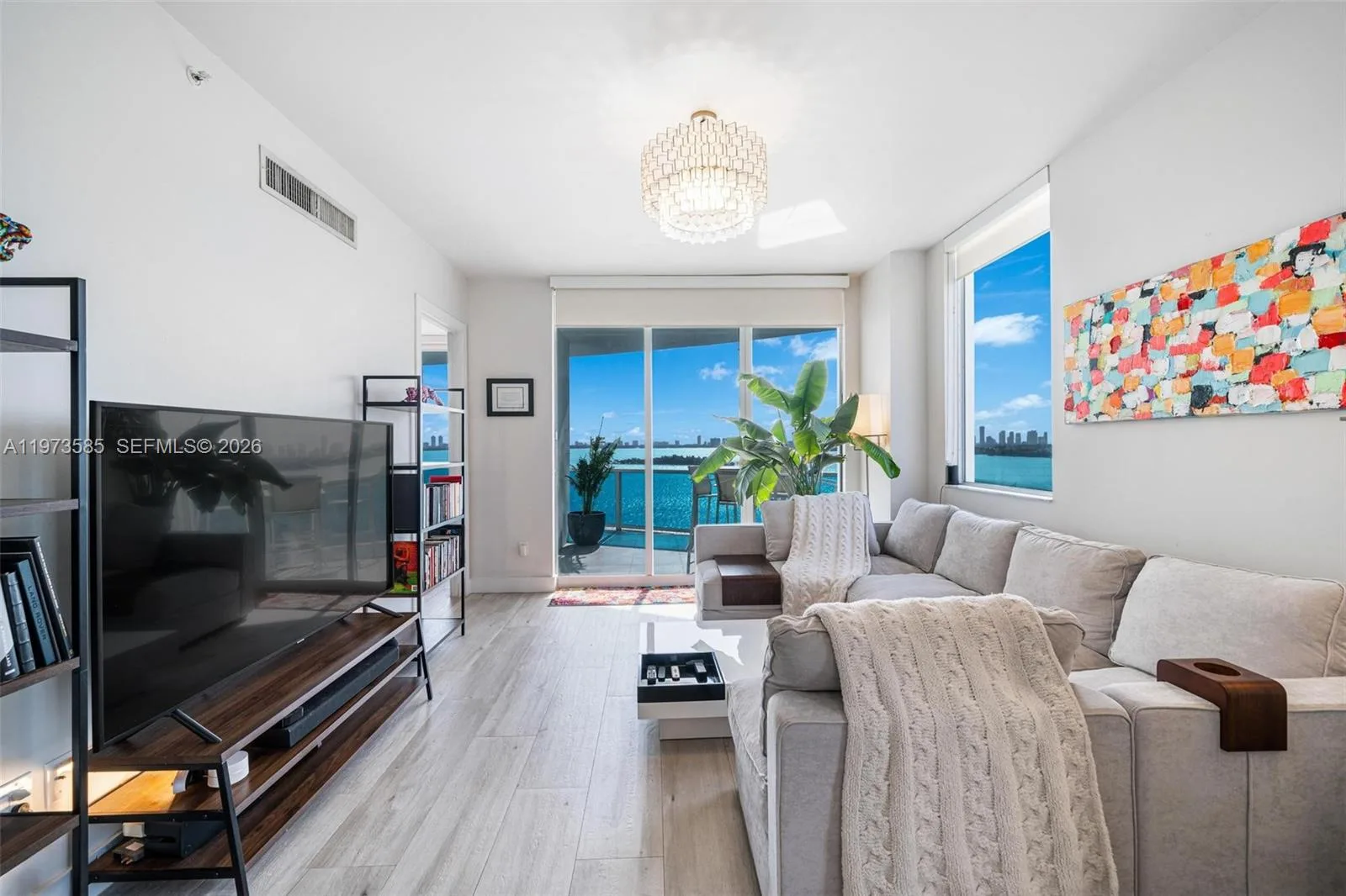 725 NE 22nd St # 10A, Miami, FL 33137 photo 4