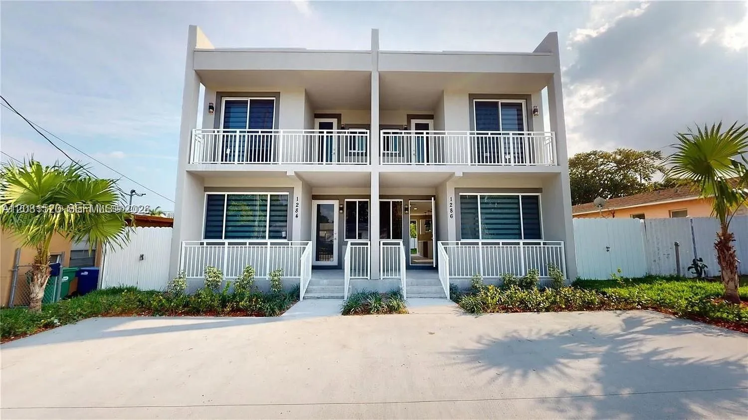 1286 NE 111th St, Miami, FL 33161 photo 2