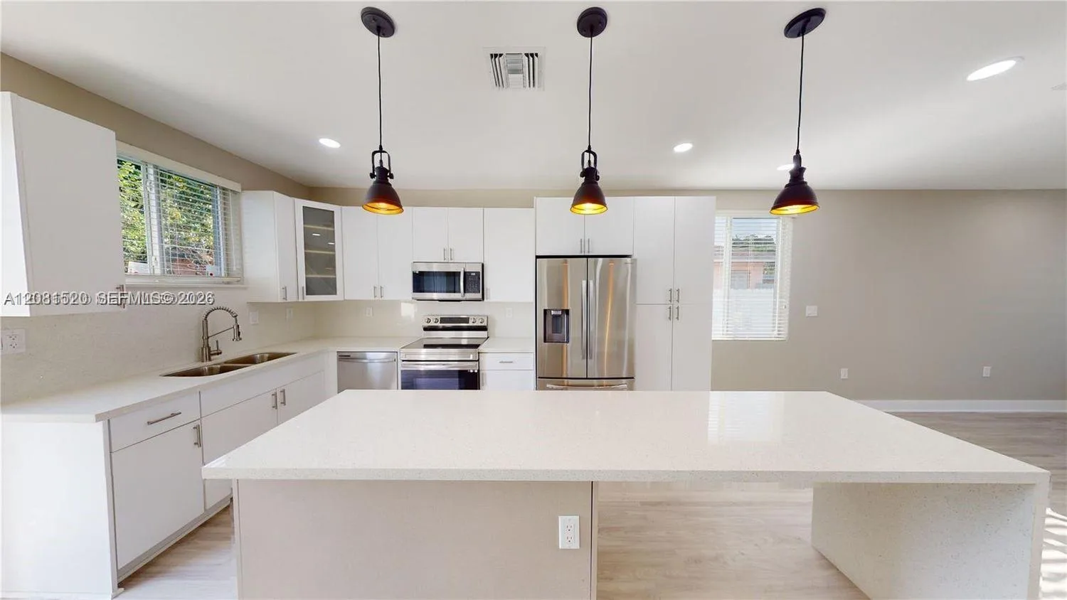 1286 NE 111th St, Miami, FL 33161 photo 5