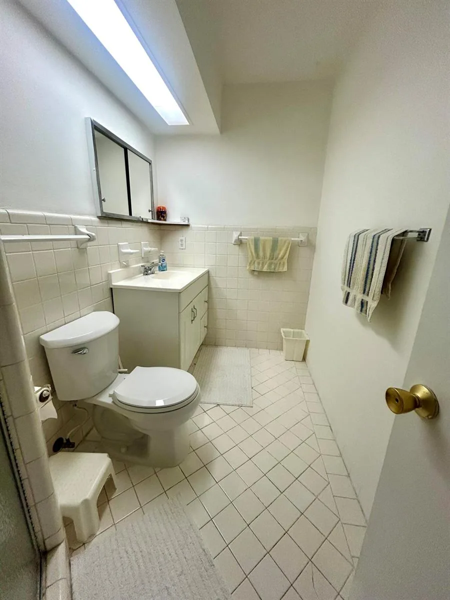 2175 NE 56th Street # 209, Fort Lauderdale, FL 33308 photo 9