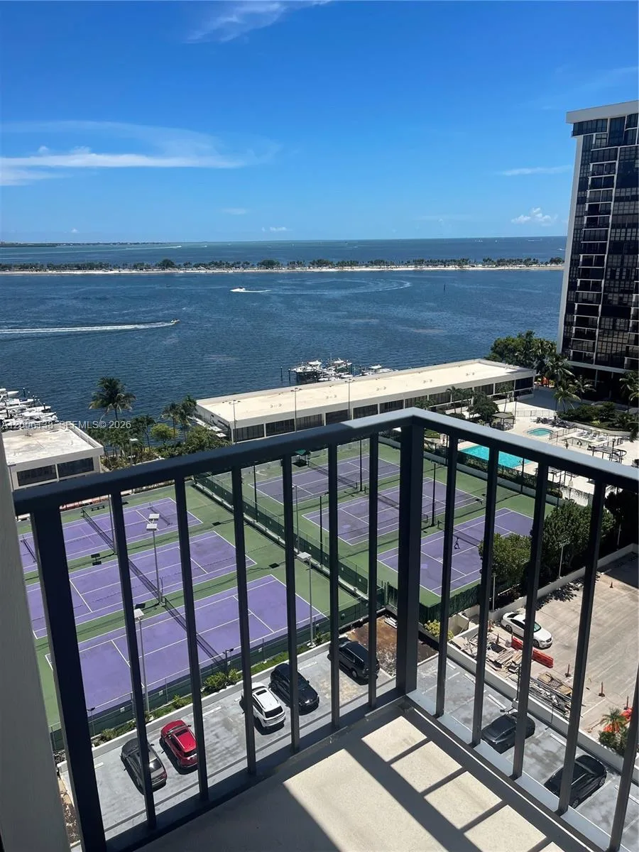 1901 Brickell Ave # B1504, Miami, FL 33129