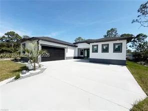 2915 49TH ST W, Lehigh Acres, FL 33971
