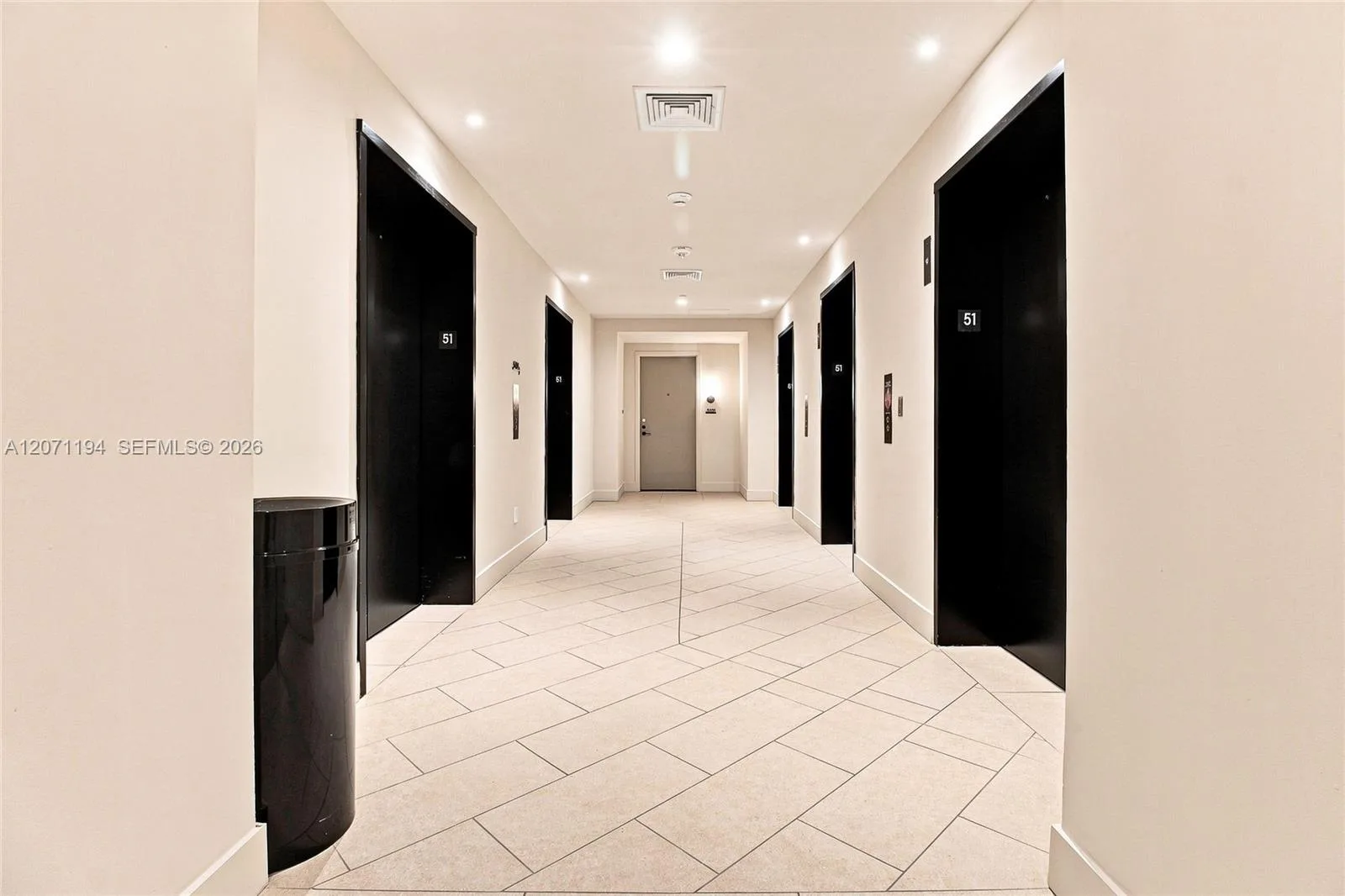 159 NE 6th St # 5102, Miami, FL 33132 photo 10