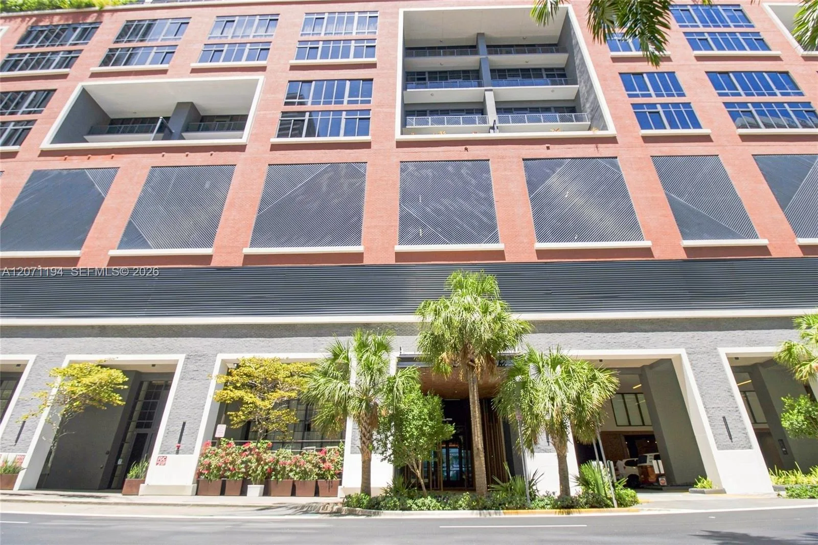 159 NE 6th St # 5102, Miami, FL 33132 photo 12